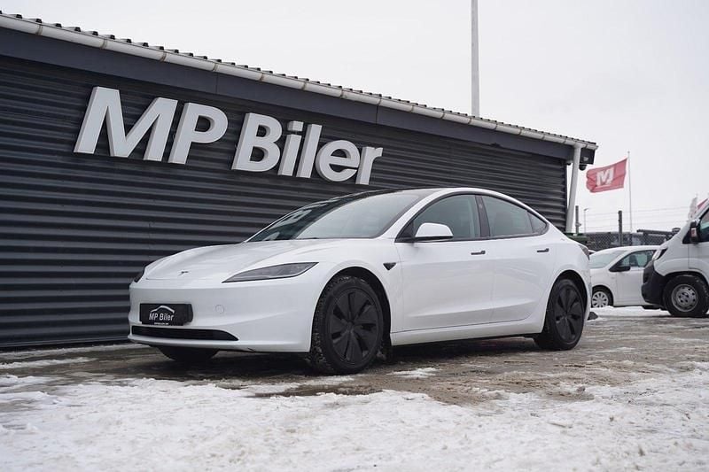 Brugt Tesla Model 3 RWD 208 kW (283 HK) 2024 Hvid Sedan