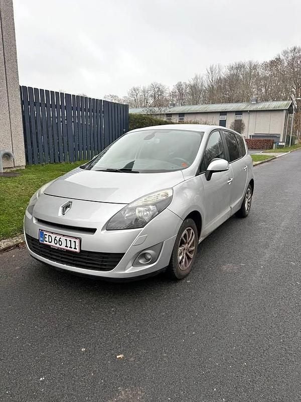 Brugt 2011 Renault Grand Scénic MPV | 18.500 kr. (Super pris) - Billede 1/4