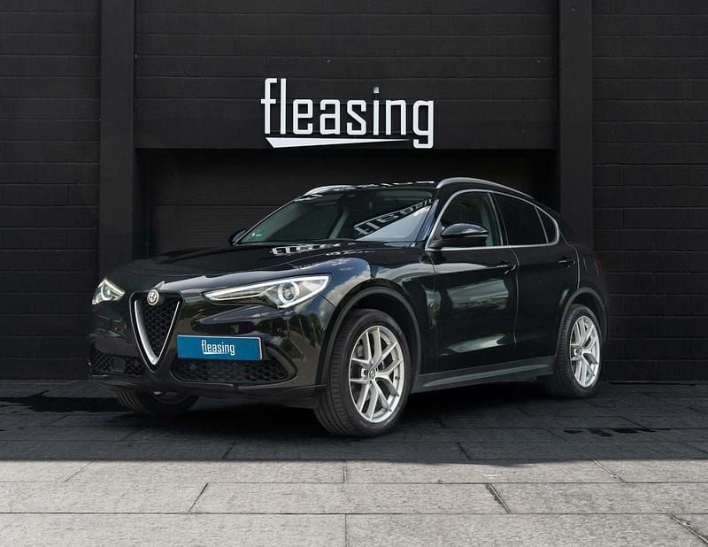 Sort Brugt 2018 Alfa Romeo Stelvio Super SUV | 2.827 kr. - Billede 1/4