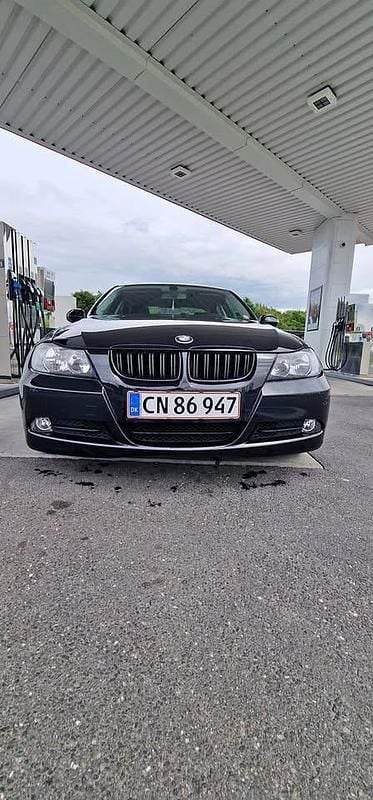 Brugt 2005 BMW 320 Sedan | 50.000 kr. - Billede 1/4