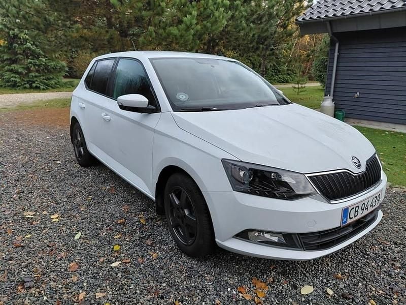 Hvid Brugt 2016 Skoda Fabia Style Hatchback | 69.000 kr. (Super pris) - Billede 1/4