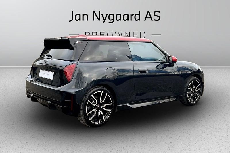 Brugt Mini Cooper SE 160 kW (218 HK) 2024 Mørkgrå Hatchback