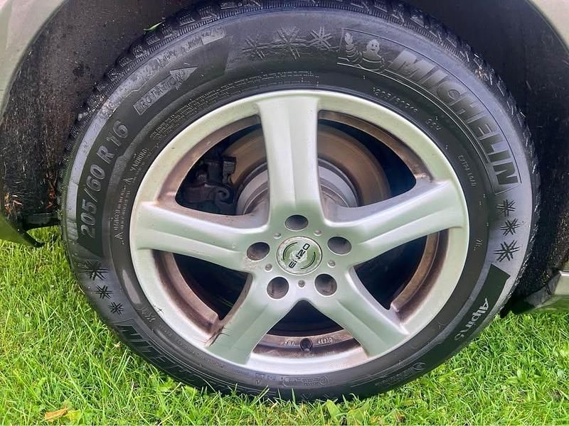 Brugt Mercedes E200 136 HK (100 kW) 2011