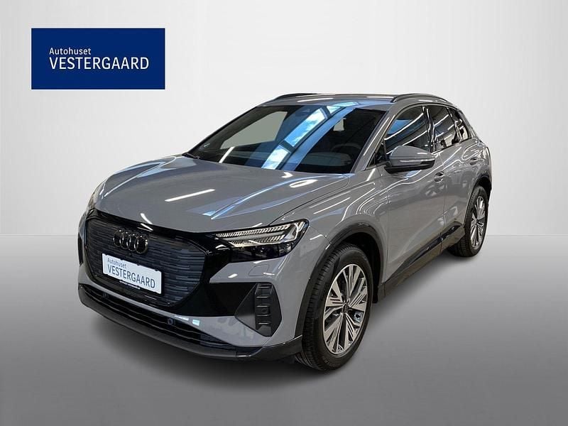Grå Ny 2025 Audi Q4 e-tron Ambiente SUV | 359.700 kr. (Super pris) - Billede 1/4