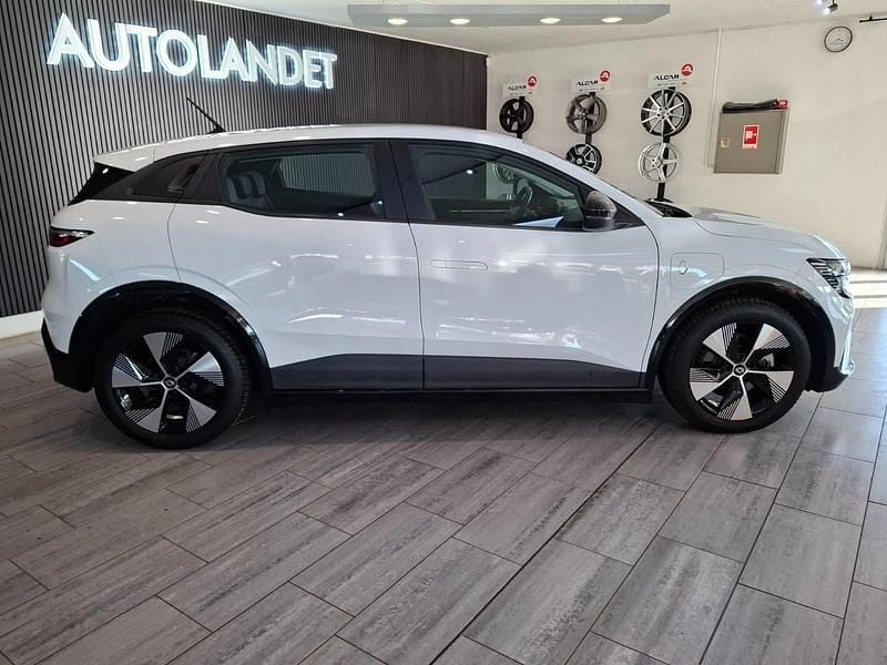 Brugt Renault Megane E-Tech Equilibre 95 kW (130 HK) 2022 Hvid Hatchback