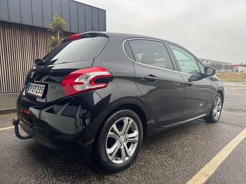 Brugt Peugeot 208 82 HK (60 kW) 2015 Sort Hatchback