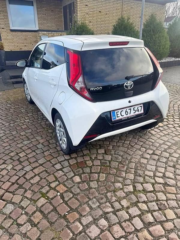 Brugt 2019 Toyota Aygo Hatchback | 75.000 kr. (God pris) - Billede 1/4