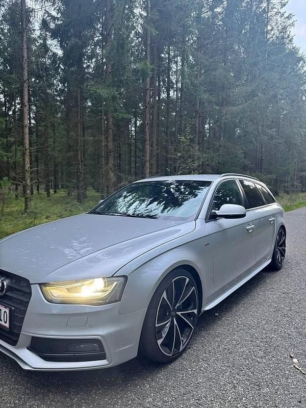 Grå Brugt 2012 Audi A4 S-Line Stationcar | 95.000 kr. (Dyr) - Billede 1/4