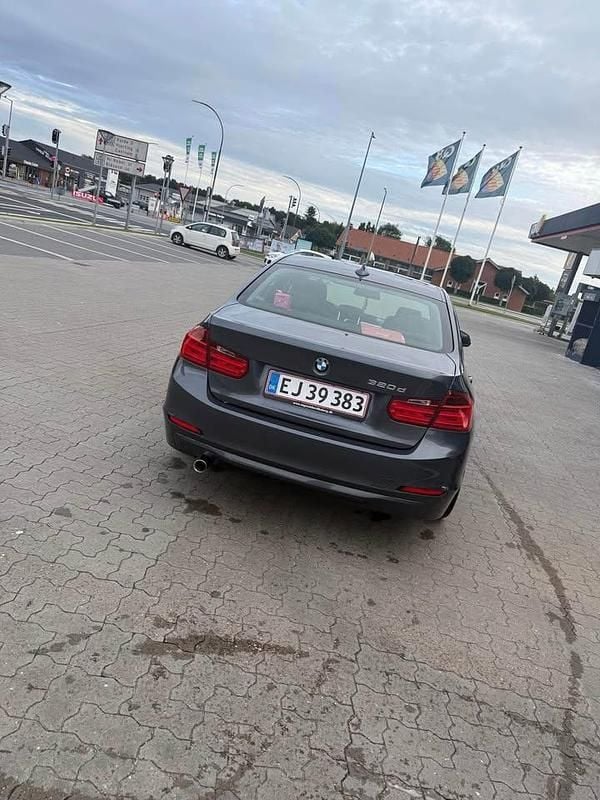 Brugt 2012 BMW 320 Sedan | 95.000 kr. (Fair pris) - Billede 1/4