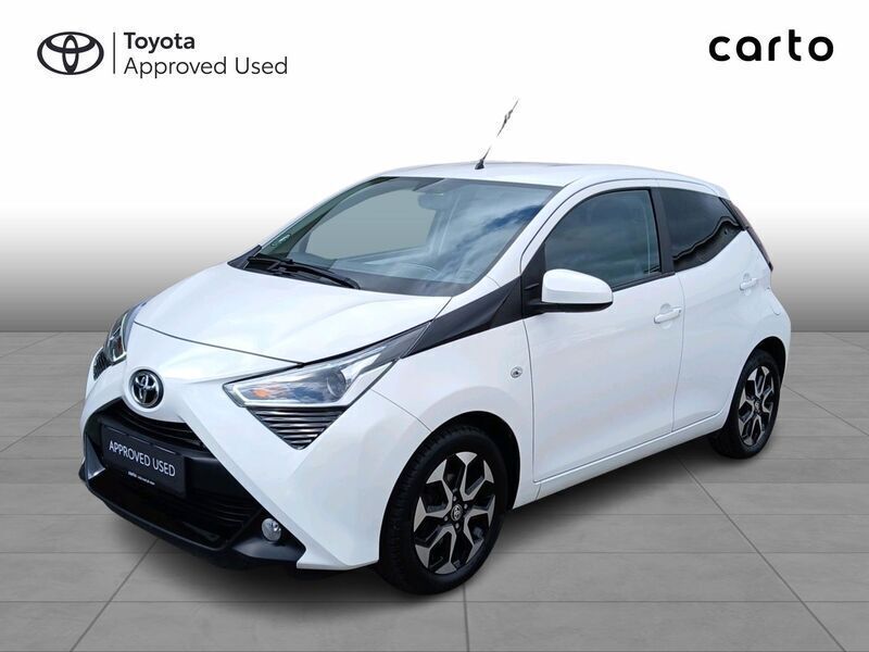 040 pure white Brugt 2021 Toyota Aygo x-press Hatchback | 89.900 kr. (Super pris) - Billede 1/3