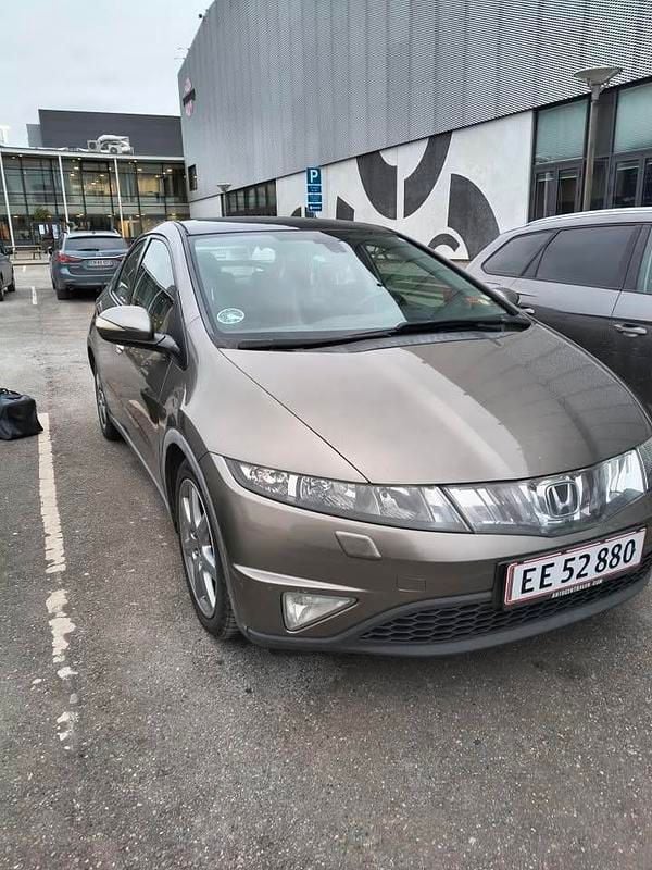 Brugt Honda Civic Executive 140 HK (102 kW) 2007 Hatchback