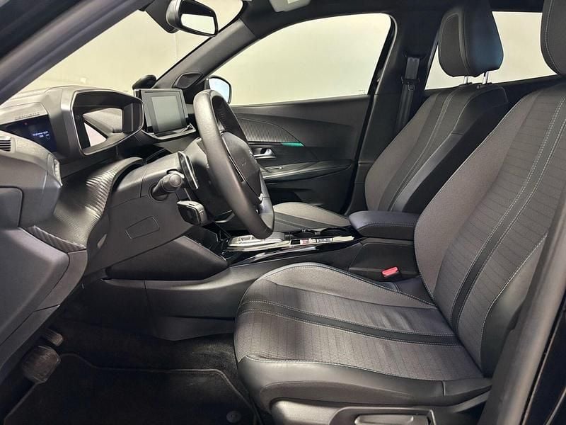 Brugt Peugeot 2008 Allure 130 HK (95 kW) 2023 Sort SUV