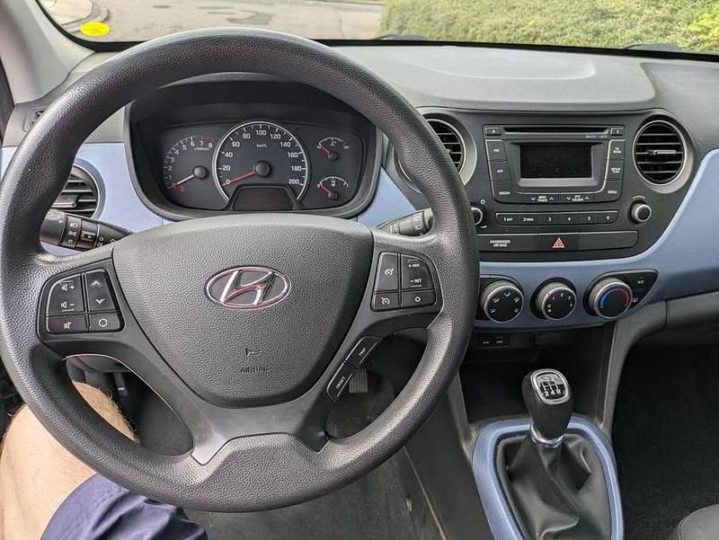 Brugt Hyundai i10 65 HK (47 kW) 2015 Grå Hatchback