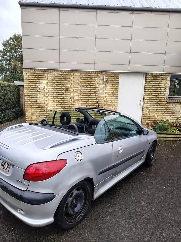 Brugt 2001 Peugeot 206 CC Cabriolet | 28.000 kr. (Fair pris) - Billede 1/4