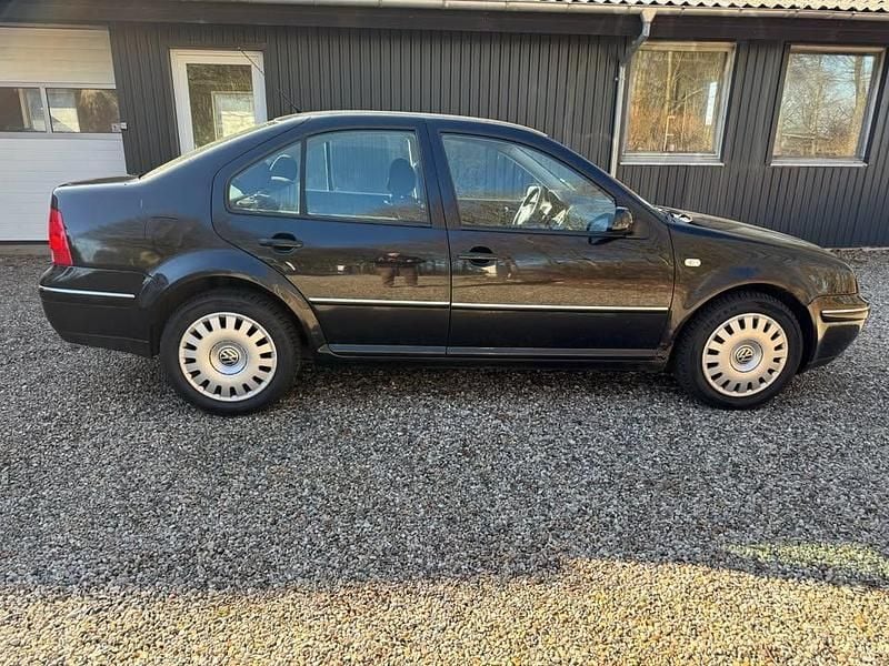 Brugt VW Bora Comfortline 115 HK (84 kW) 2004 Sedan