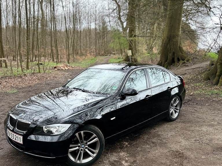 Brugt 2007 BMW 320 Sedan | 99.995 kr. - Billede 1/3