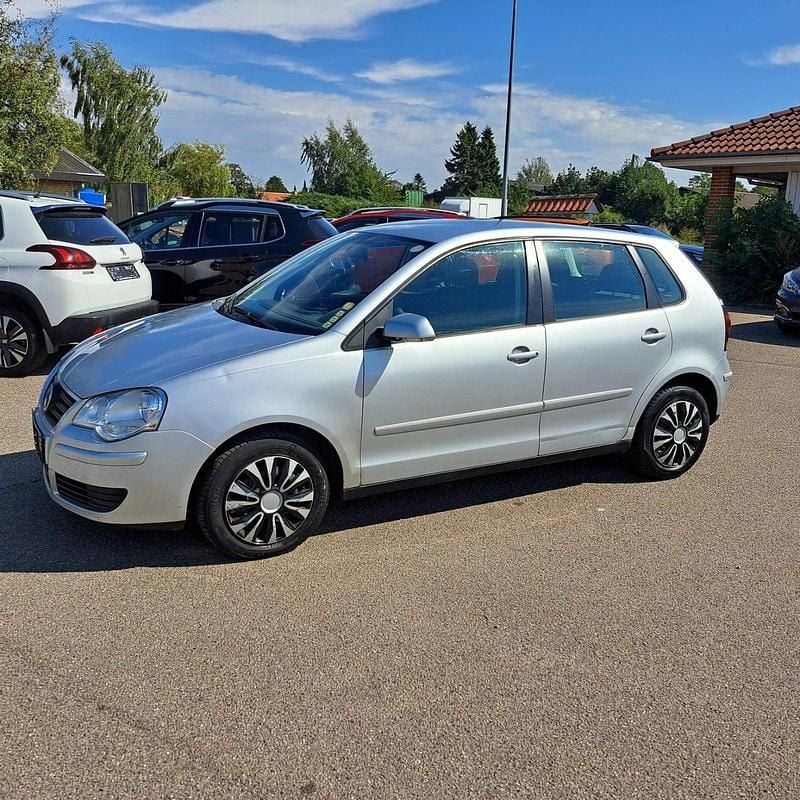 Sølvmetal Brugt 2006 VW Polo Hatchback | 19.900 kr. (Fair pris) - Billede 1/4