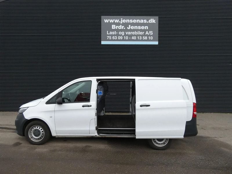 Hvid Brugt 2019 Mercedes Vito MPV | 149.800 kr. - Billede 1/4