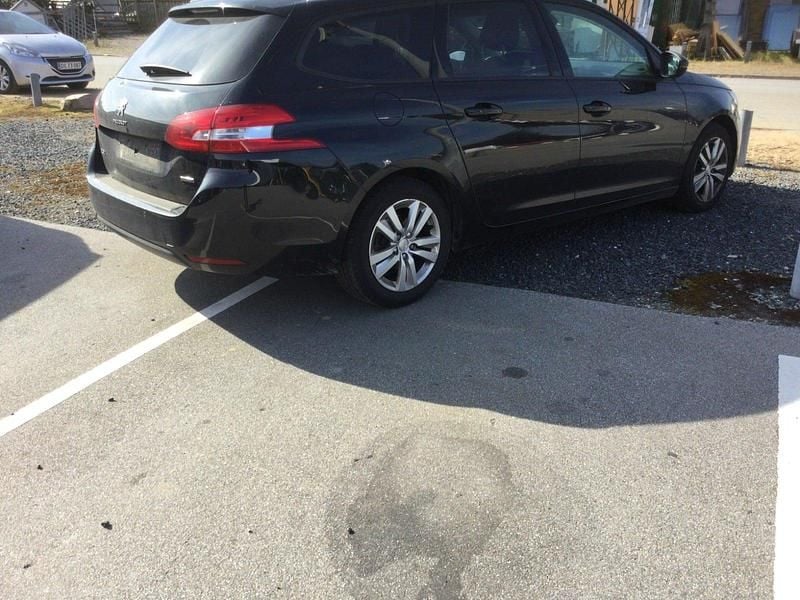 Sort Brugt 2016 Peugeot 308 Active Hatchback | 47.500 kr. (Super pris) - Billede 1/4