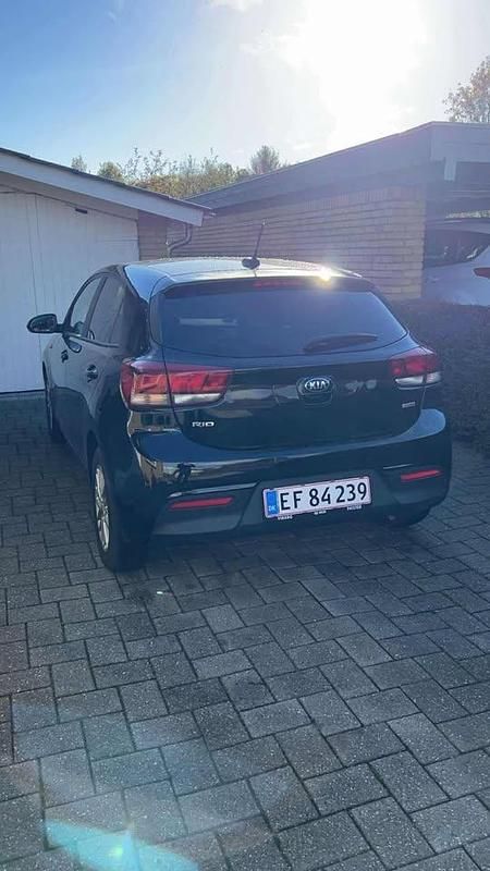Brugt Kia Rio 99 HK (72 kW) 2018 Sort Hatchback