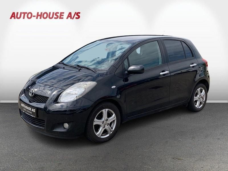 Sort Brugt 2011 Toyota Yaris T2 Hatchback | 18.500 kr. (God pris) - Billede 1/4