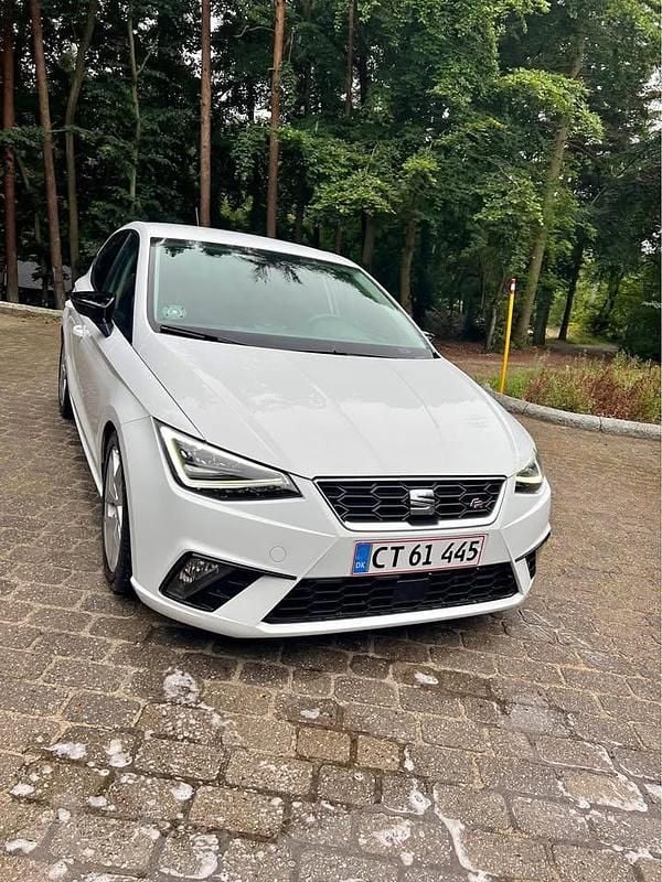 Hvid Brugt 2018 Seat Ibiza FR Hatchback | 140.000 kr. (Fair pris) - Billede 1/4