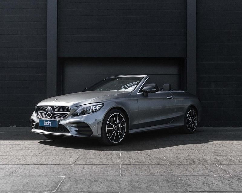Gråmetal Brugt 2019 Mercedes C400 Cabriolet | 4.835 kr. - Billede 1/4