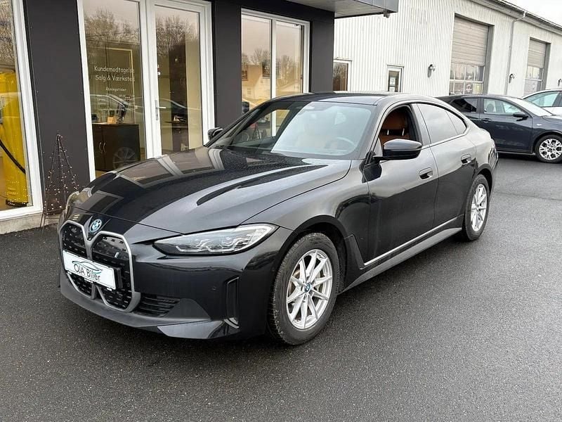 Sortmetal Brugt 2023 BMW i4 Sedan | 299.900 kr. (Fair pris) - Billede 1/4