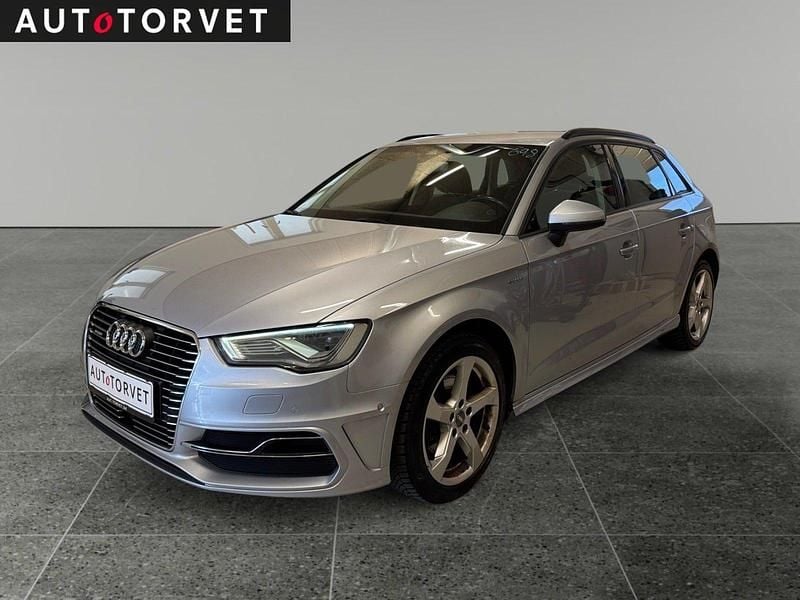 Sølvmetal Brugt 2016 Audi A3 Sportback e-tron Ambiente Hatchback | 114.700 kr. (Fair pris) - Billede 1/4