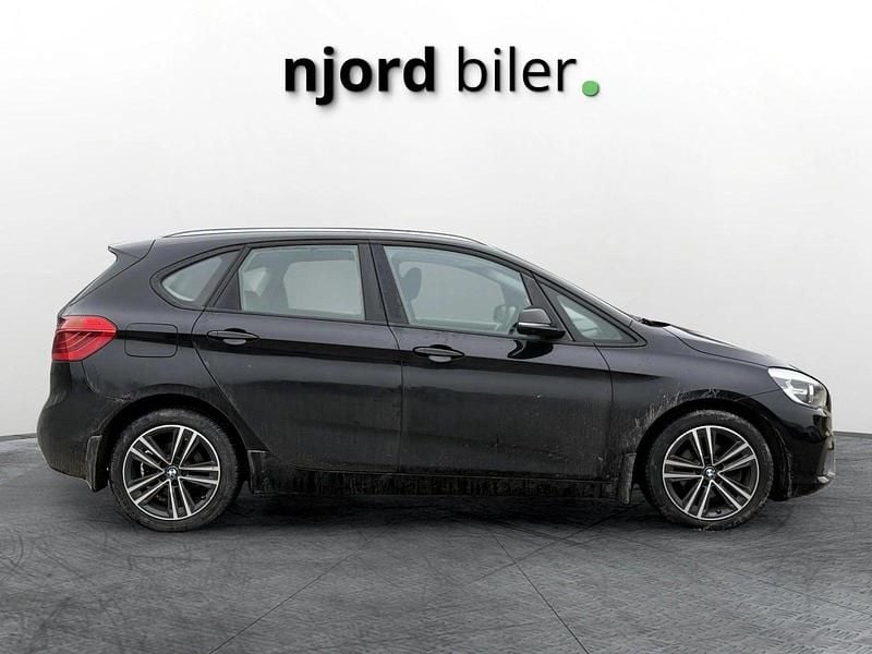 Brugt BMW 218 Active Tourer Advantage 150 HK (110 kW) 2015 Sort MPV