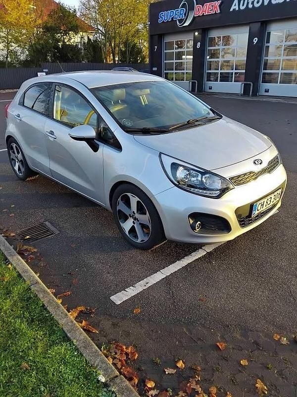 Brugt Kia Rio Exclusive 84 HK (61 kW) 2013 Grå MPV