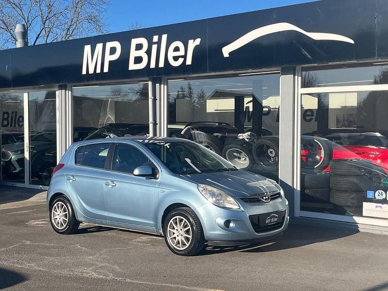 Lysblå Brugt 2010 Hyundai i20 Classic Hatchback | 24.900 kr. (God pris) - Billede 1/4