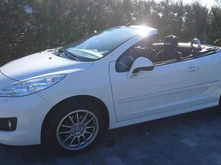 Brugt Peugeot 207 CC 119 HK (87 kW) 2010 Cabriolet