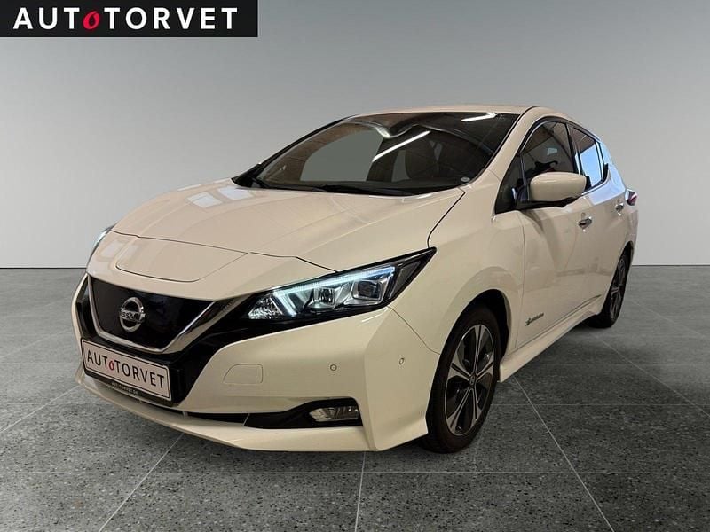 Hvid Brugt 2018 Nissan Leaf Tekna Hatchback | 77.700 kr. (God pris) - Billede 1/4