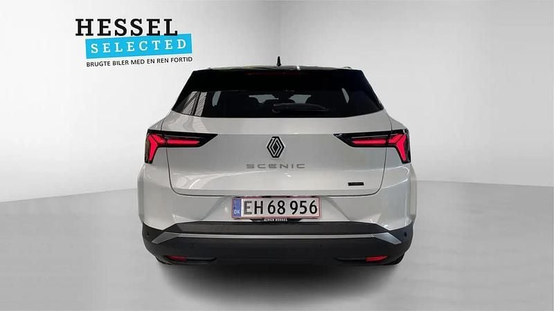 Brugt Renault Scénic Techno 161 kW (220 HK) 2025 Hvid nacré / sort tag MPV
