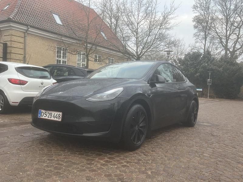 Sort Brugt 2023 Tesla Model Y RWD SUV | 214.900 kr. (God pris) - Billede 1/4