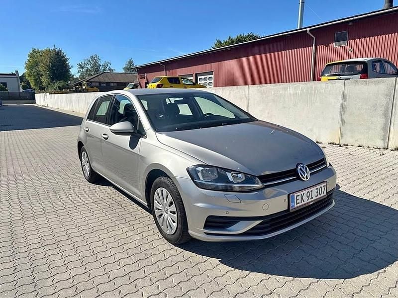 Grå Brugt 2018 VW Golf VII Trendline Stationcar | 105.000 kr. (Super pris) - Billede 1/4