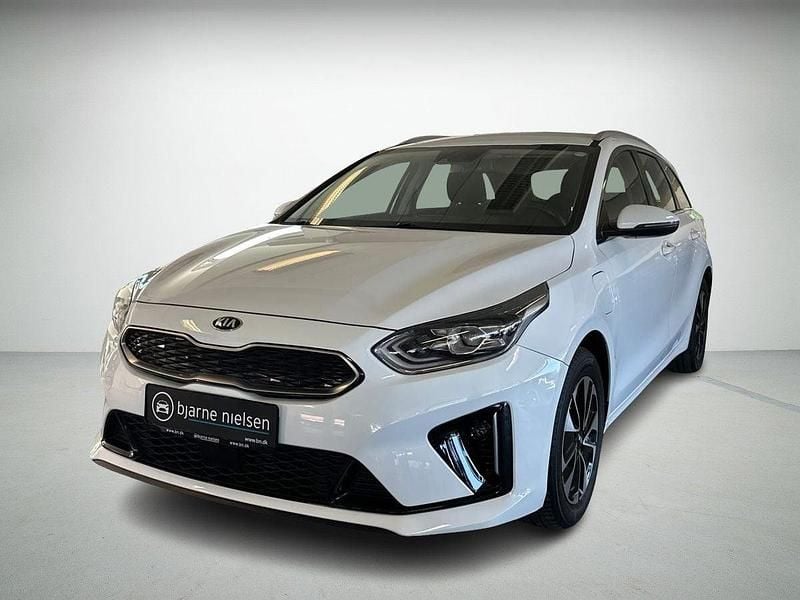 Hvid Brugt 2021 Kia Ceed Sportswagon Stationcar | 154.900 kr. (God pris) - Billede 1/4