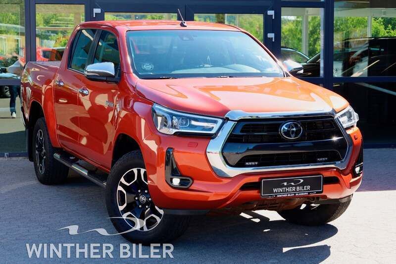Orangemetal Brugt 2020 Toyota HiLux T3 Afhentning | 299.900 kr. - Billede 1/4