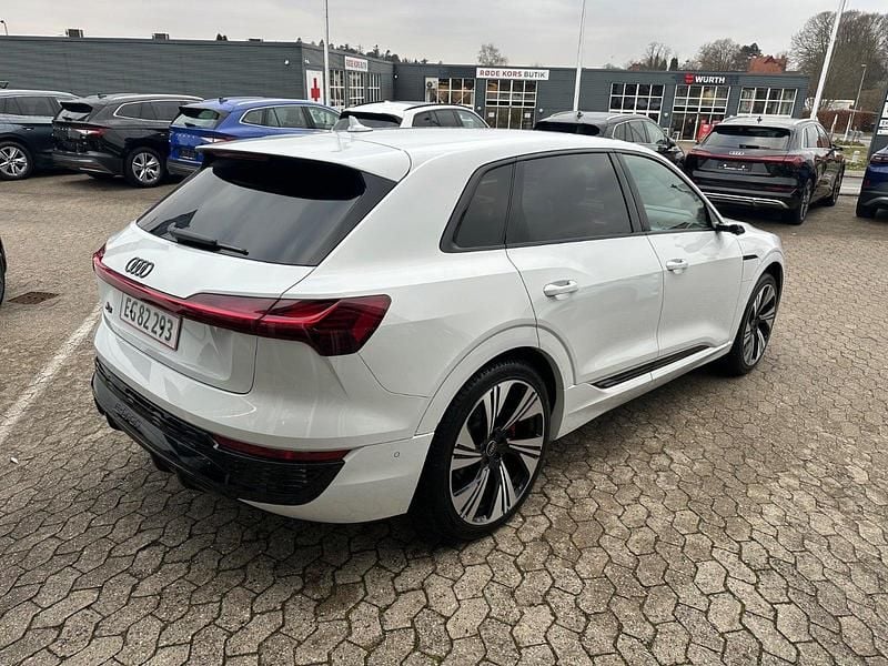 Brugt Audi Q8 e-tron S-Line 300 kW (408 HK) 2024 Hvidmetal SUV