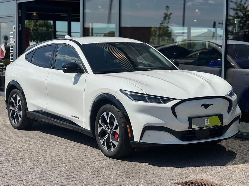 Hvid Brugt 2022 Ford Mustang Mach-E Premium SUV | 259.700 kr. (Fair pris) - Billede 1/3