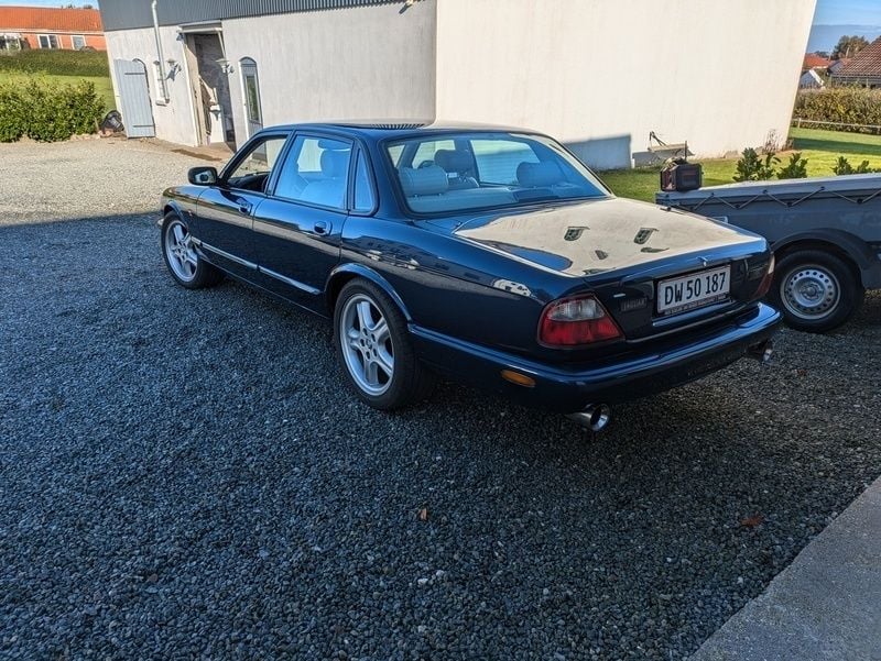 Brugt Jaguar XJR 363 HK (266 kW) 1998 Blå Sedan