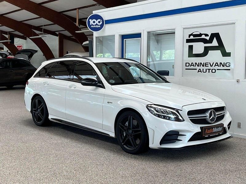 Hvid Brugt 2018 Mercedes C43 AMG AMG Stationcar | 219.800 kr. (Fair pris) - Billede 1/4