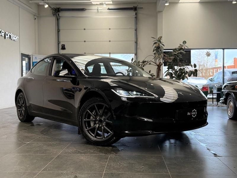 Brugt Tesla Model 3 RWD 208 kW (283 HK) 2024 Sortmetal Sedan