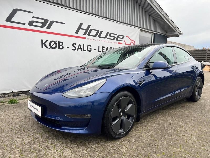 Blåmetal Brugt 2022 Tesla Model 3 Long Range AWD Sedan | 239.900 kr. (God pris) - Billede 1/4