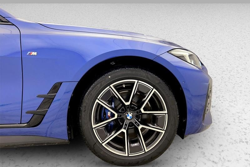 Ny BMW i4 400 kW (544 HK) 2025 Mørkblåmetal Sedan