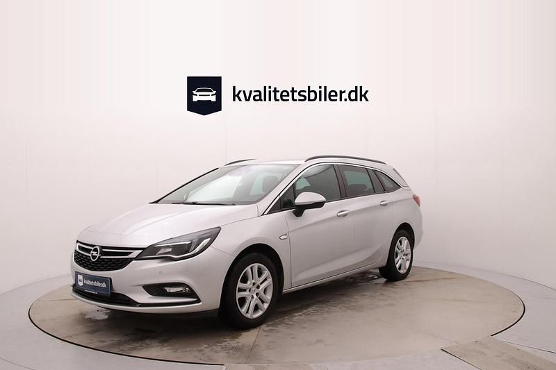 Sølvmetal Brugt 2019 Opel Astra Excite Stationcar | 114.900 kr. (Fair pris) - Billede 1/4