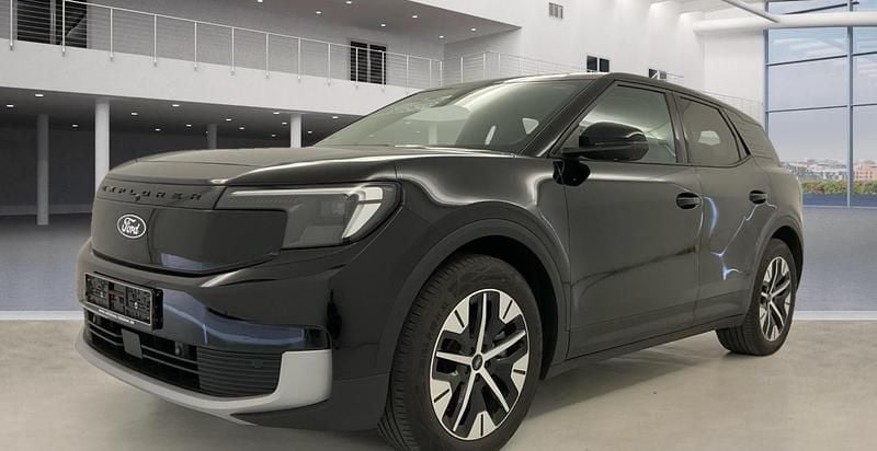 Sortmetal Brugt 2024 Ford Explorer Extended Range SUV | 289.900 kr. (Super pris) - Billede 1/4