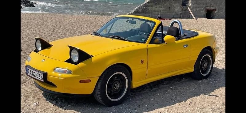 Brugt Mazda MX5 90 HK (66 kW) 1995 Gul Cabriolet