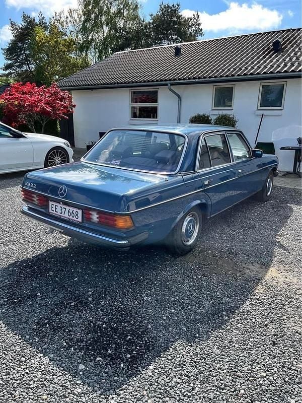 Brugt Mercedes 240 1981 Sedan